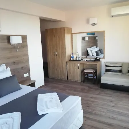 Vanilla, - Free Parking 호텔 3*