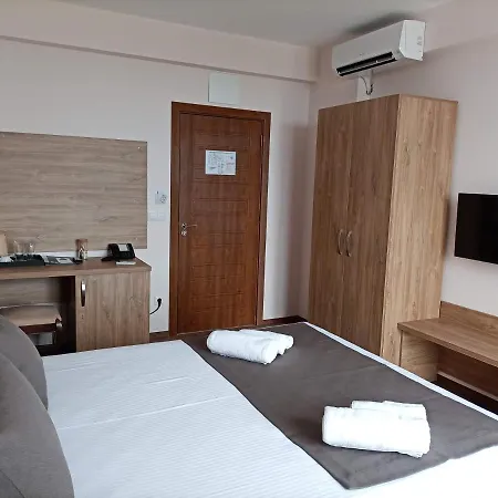 Vanilla, - Free Parking 3* Varna