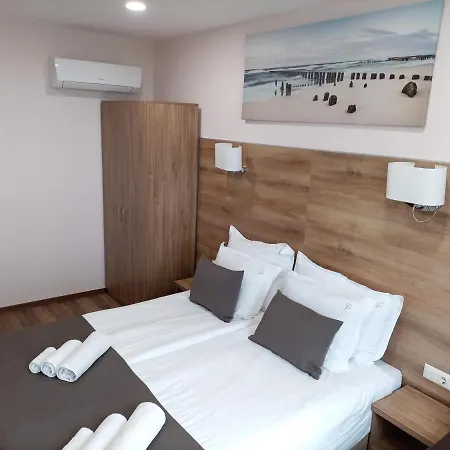 Vanilla, - Free Parking 3* Varna