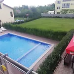 Vanilla, - Free Parking