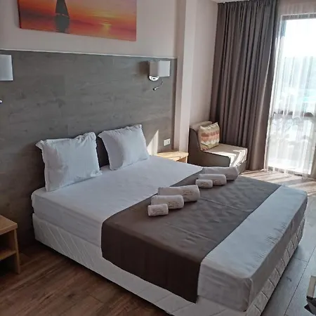 Vanilla, - Free Parking Hotel Varna