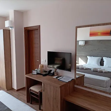 Vanilla, - Free Parking 3* Varna