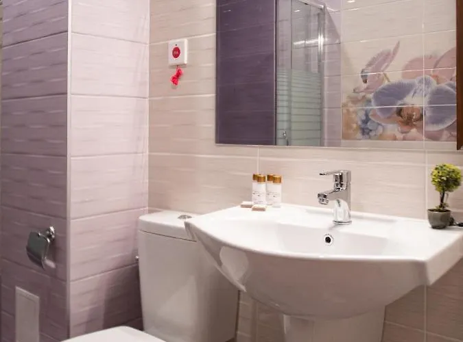 Vanilla, - Free Parking