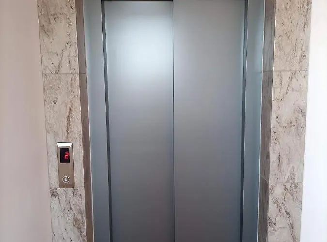 Vanilla, - Free Parking