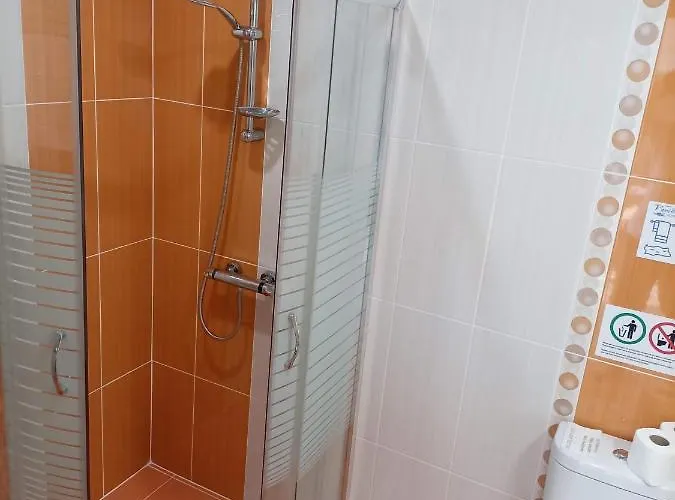 Vanilla, - Free Parking